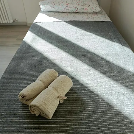 Bologna Accommodation Hospital- Self Checkin - H24 Apartament